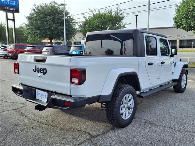 2023 Jeep Gladiator Sport
