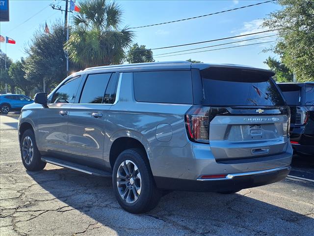 2025 Chevrolet Suburban LS