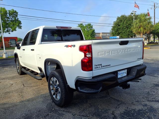 2025 Chevrolet Silverado 2500HD Custom