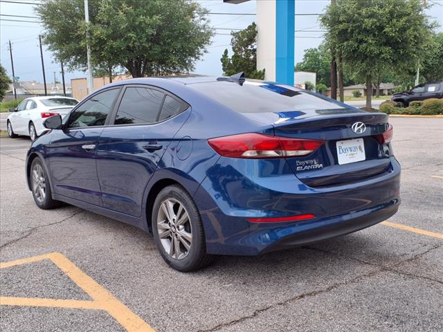 2017 Hyundai ELANTRA Value Edition