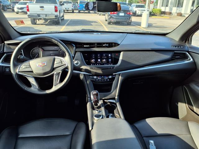 2022 Cadillac XT5 Premium Luxury