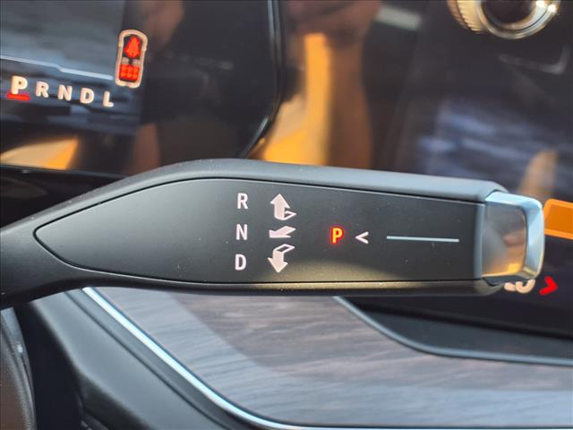 2025 Chevrolet Suburban LS