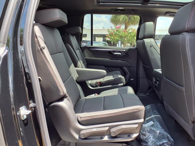 2025 Chevrolet Suburban RST