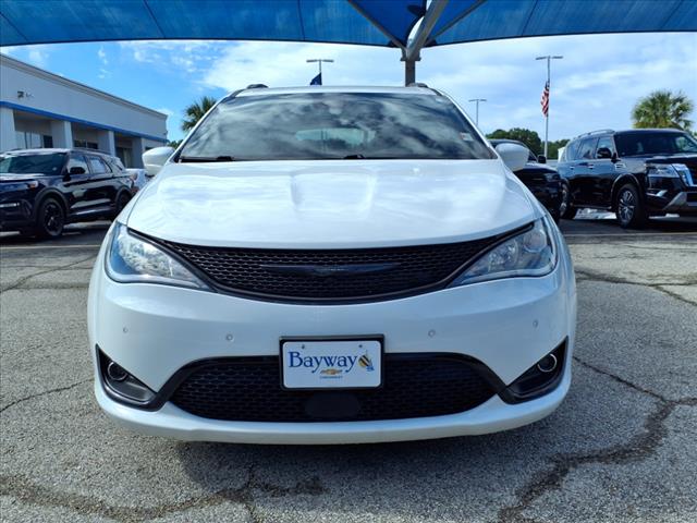 2020 Chrysler Pacifica Touring L Plus