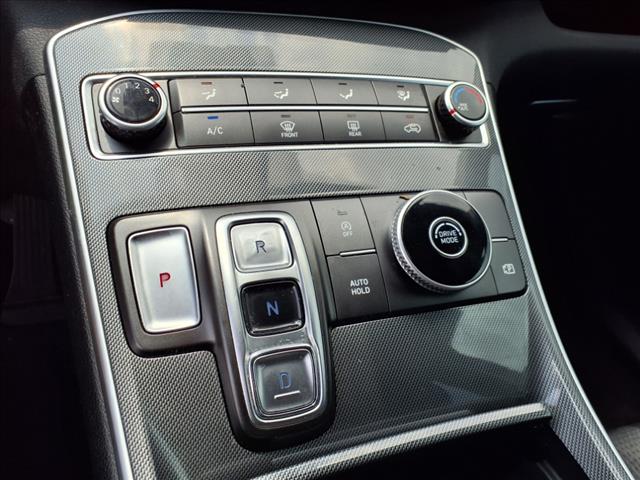 2022 Hyundai SANTA FE SE