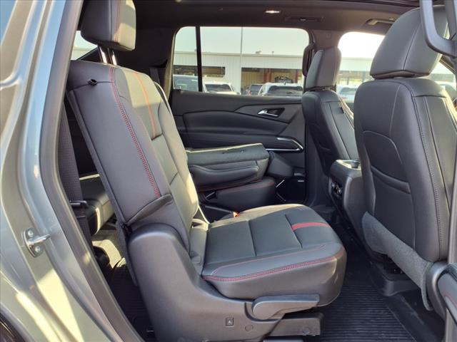 2025 Chevrolet Traverse RS