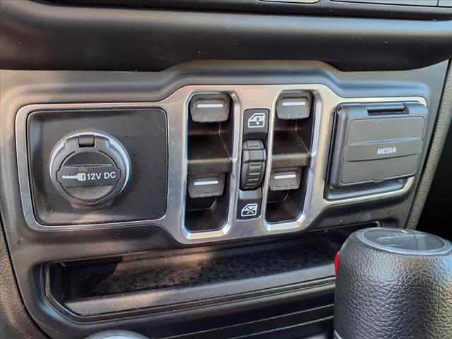 2023 Jeep Gladiator Overland
