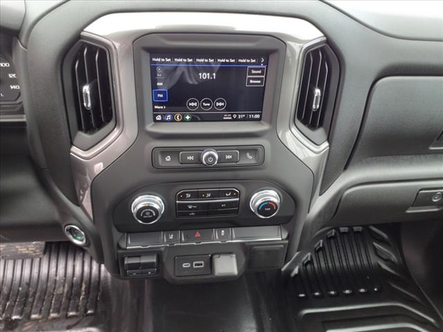 2025 GMC Sierra 2500HD Pro