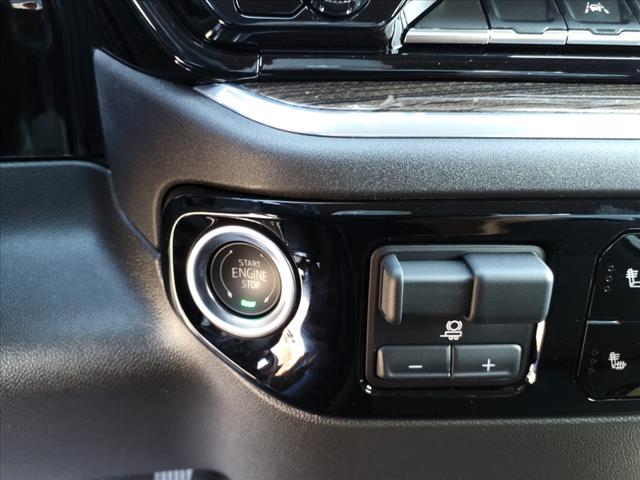 2025 GMC Sierra 1500 Elevation Standard