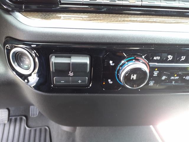 2025 GMC Sierra 1500 Elevation Standard