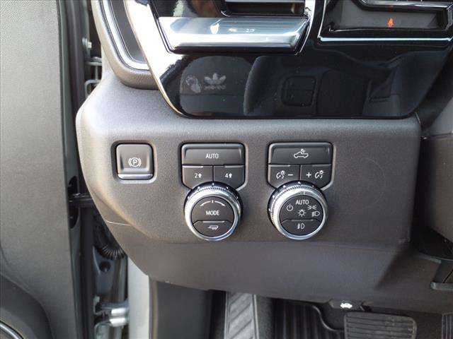 2025 GMC Sierra 1500 Elevation Standard