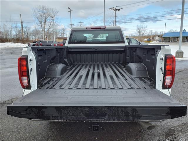 2025 GMC Sierra 2500HD Pro