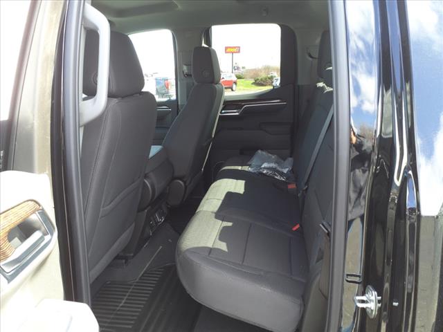 2025 GMC Sierra 1500 Elevation Standard