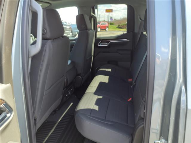 2025 GMC Sierra 1500 Elevation Standard