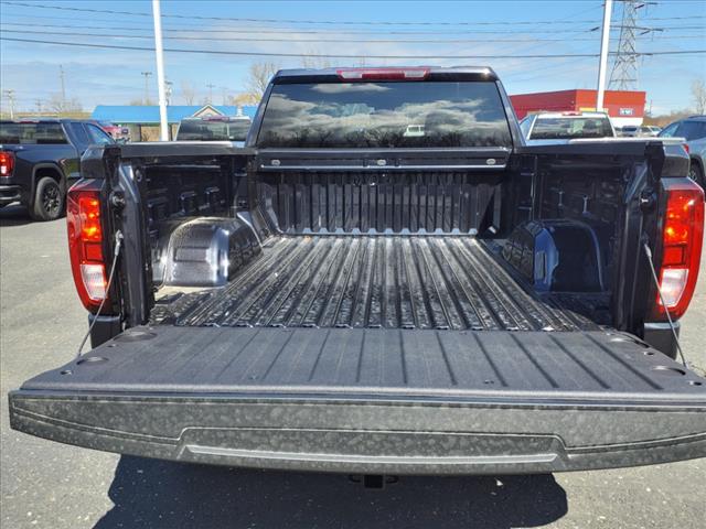 2025 GMC Sierra 1500 Elevation Standard