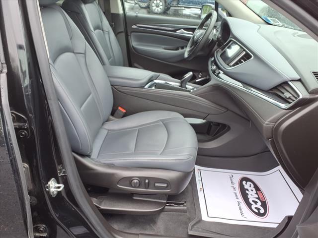 2021 Buick Enclave Essence
