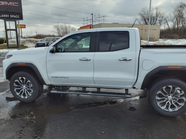 2025 GMC Canyon Denali