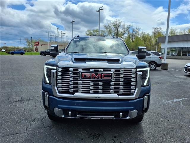 2025 GMC Sierra 2500HD Denali