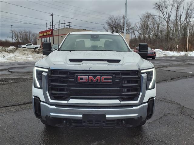 2025 GMC Sierra 2500HD Pro