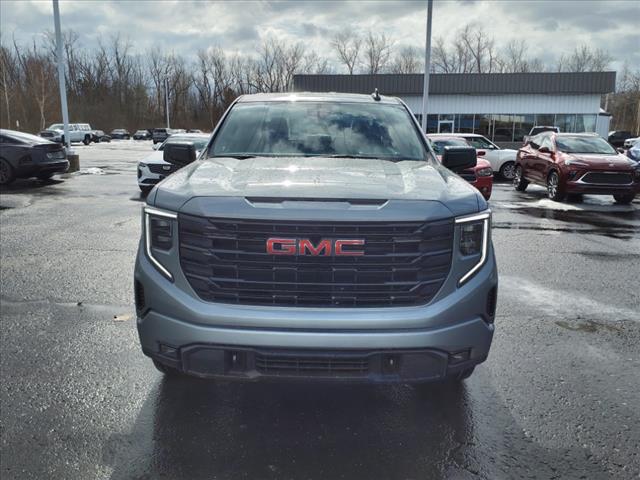 2025 GMC Sierra 1500 Elevation Standard
