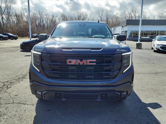 2025 GMC Sierra 1500 Elevation Standard