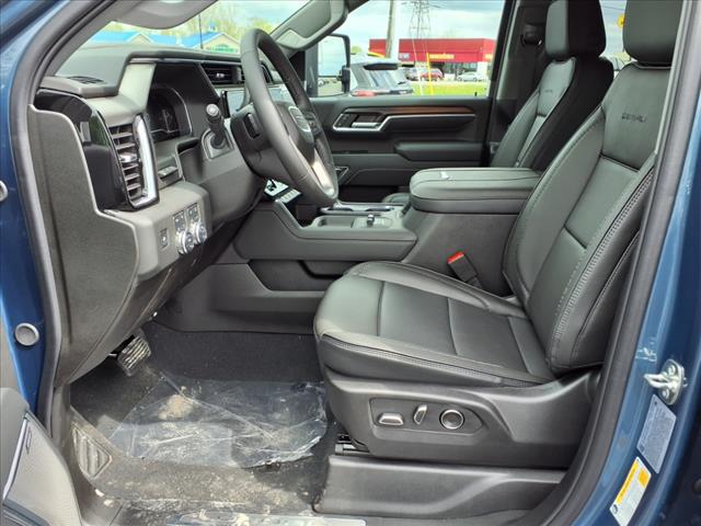 2025 GMC Sierra 2500HD Denali