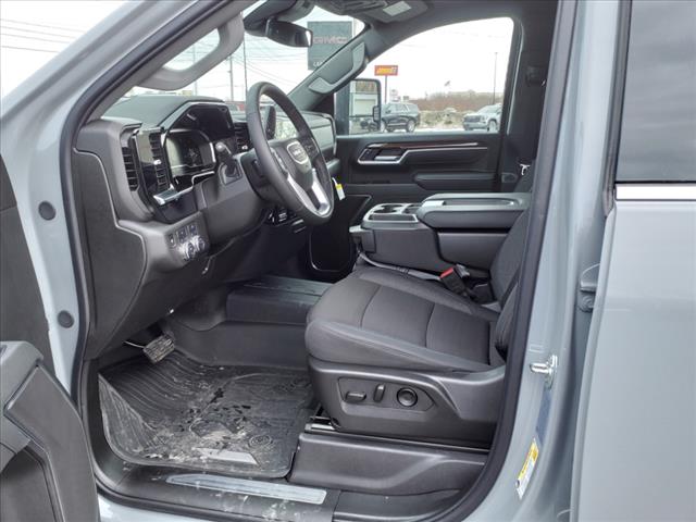 2025 GMC Sierra 2500HD SLE