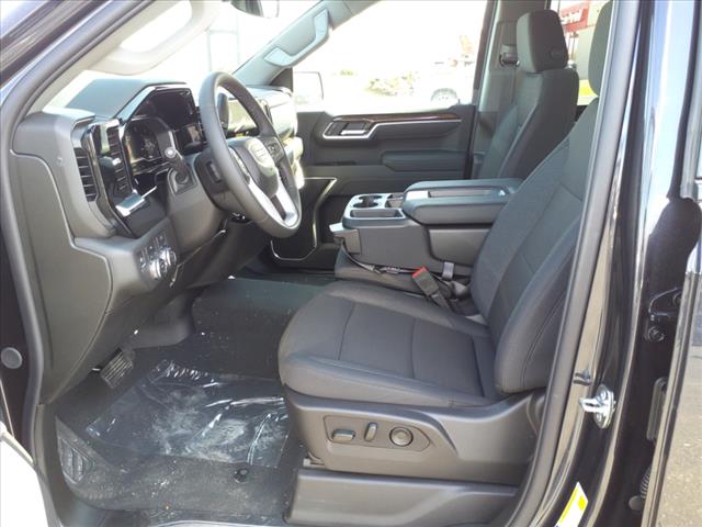 2025 GMC Sierra 1500 Elevation Standard