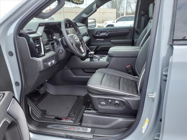 2025 GMC Sierra 1500 AT4X