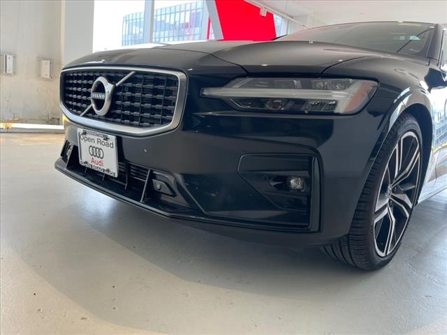 Preowned 2020 VOLVO S60 T6 AWD R-Design for sale by Audi Manhattan in New York, NY