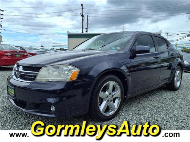 2011 Dodge Avenger Lux