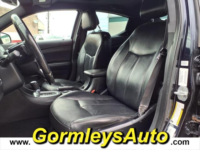 2011 Dodge Avenger Lux