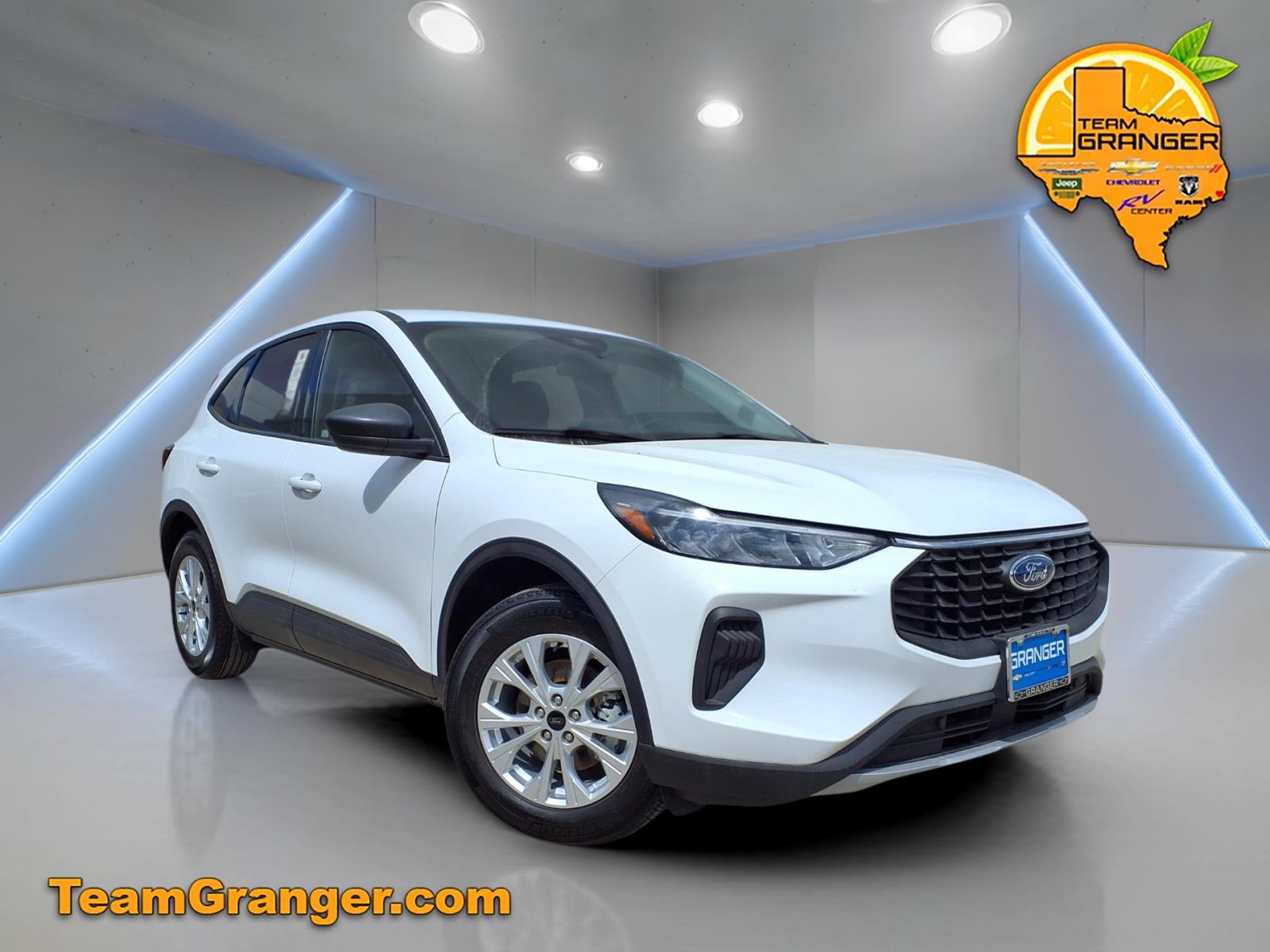 Oxford White 2025 Ford Escape Active FWD SUV / Crossover Front-Wheel Drive 8-Speed Automatic