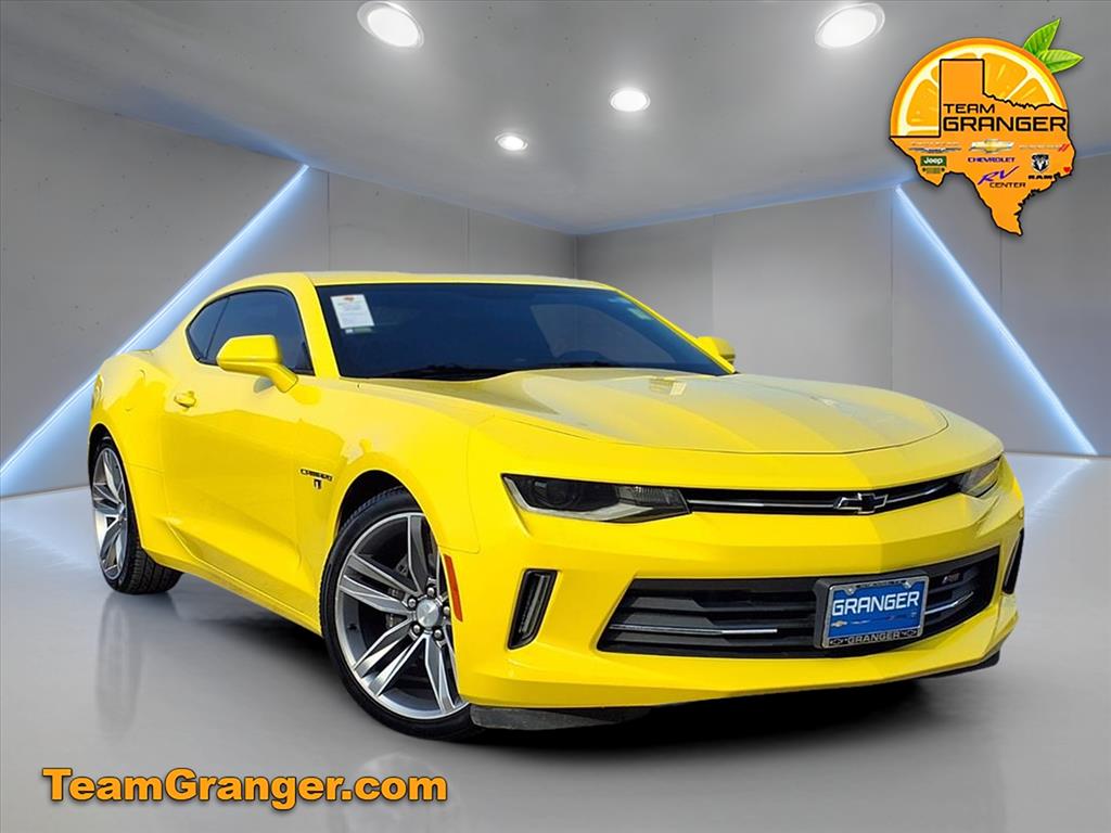 2017 Chevrolet Camaro 2LT Coupe RWD