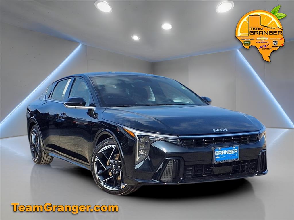 2025 Kia K4 GT-Line FWD