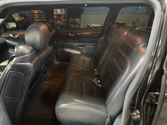 2002 Cadillac DEVILLE PROFESSIONAL LIMOUSINE