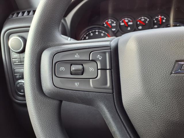 2025 Chevrolet Silverado 1500 CREW CUSTOM TB 4WD