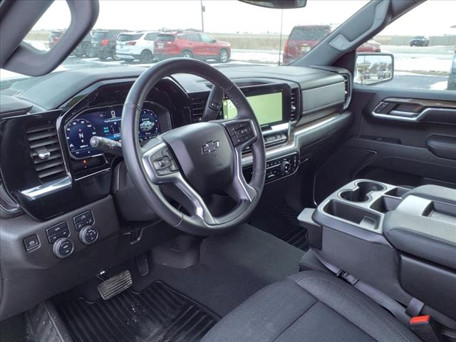 2023 Chevrolet Silverado 1500 CREW RST 4WD