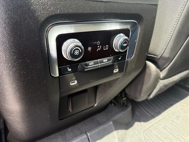 2023 GMC Yukon XL AT4