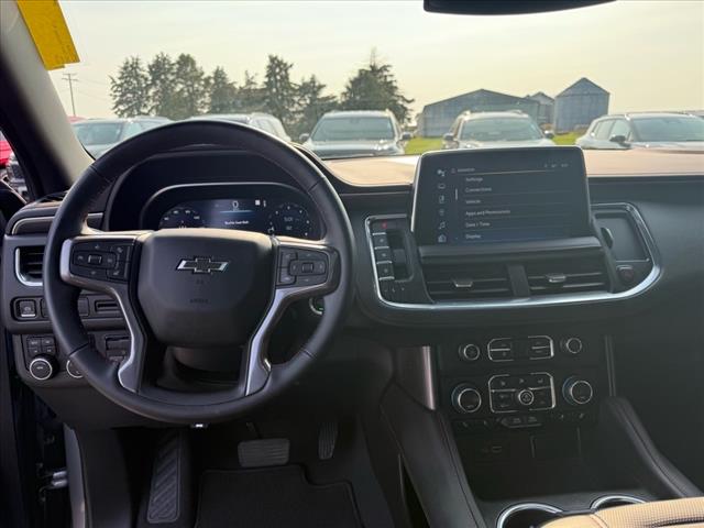 2023 Chevrolet Suburban RST