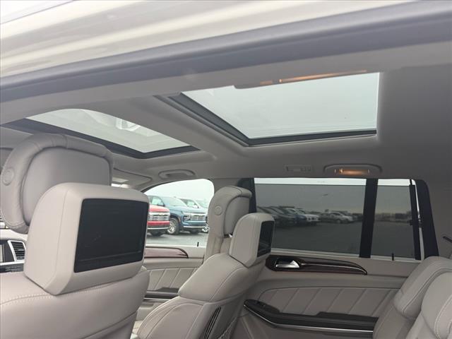 2013 Mercedes-Benz GL-Class GL 550 4MATIC
