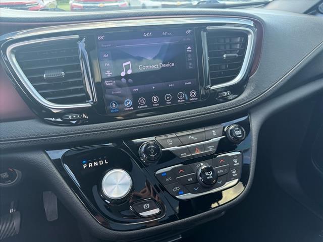 2020 Chrysler Pacifica LIMITED 35TH ANNIVERSARY