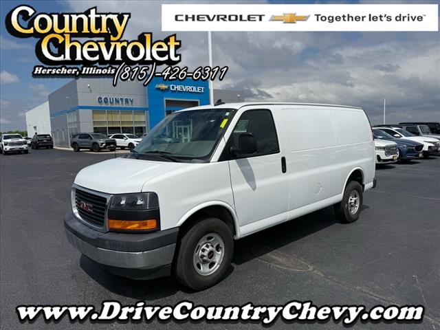 2022 GMC Savana BASE