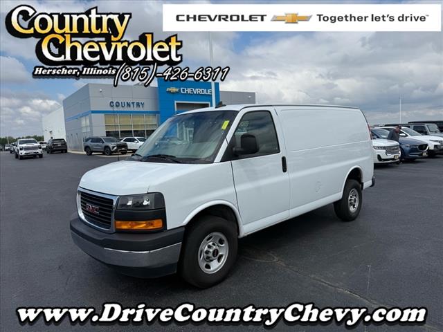 2022 GMC Savana BASE