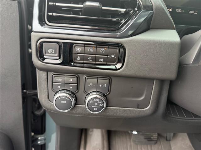 2025 GMC Yukon AT4