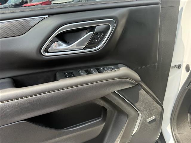 2023 GMC Yukon XL AT4