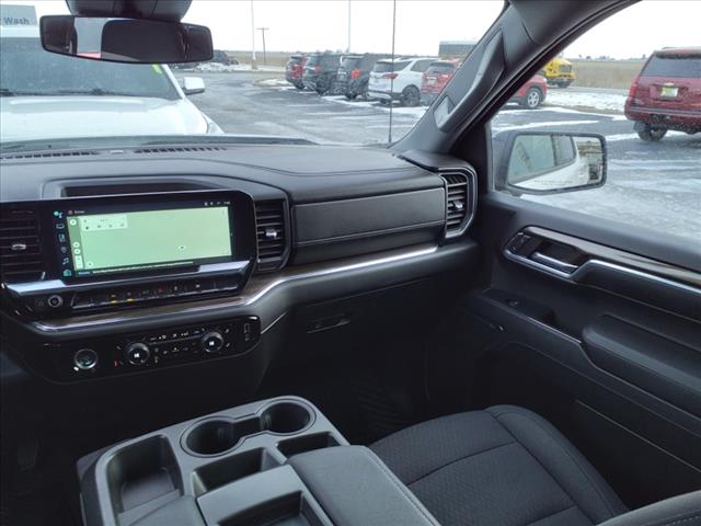 2023 Chevrolet Silverado 1500 CREW RST 4WD