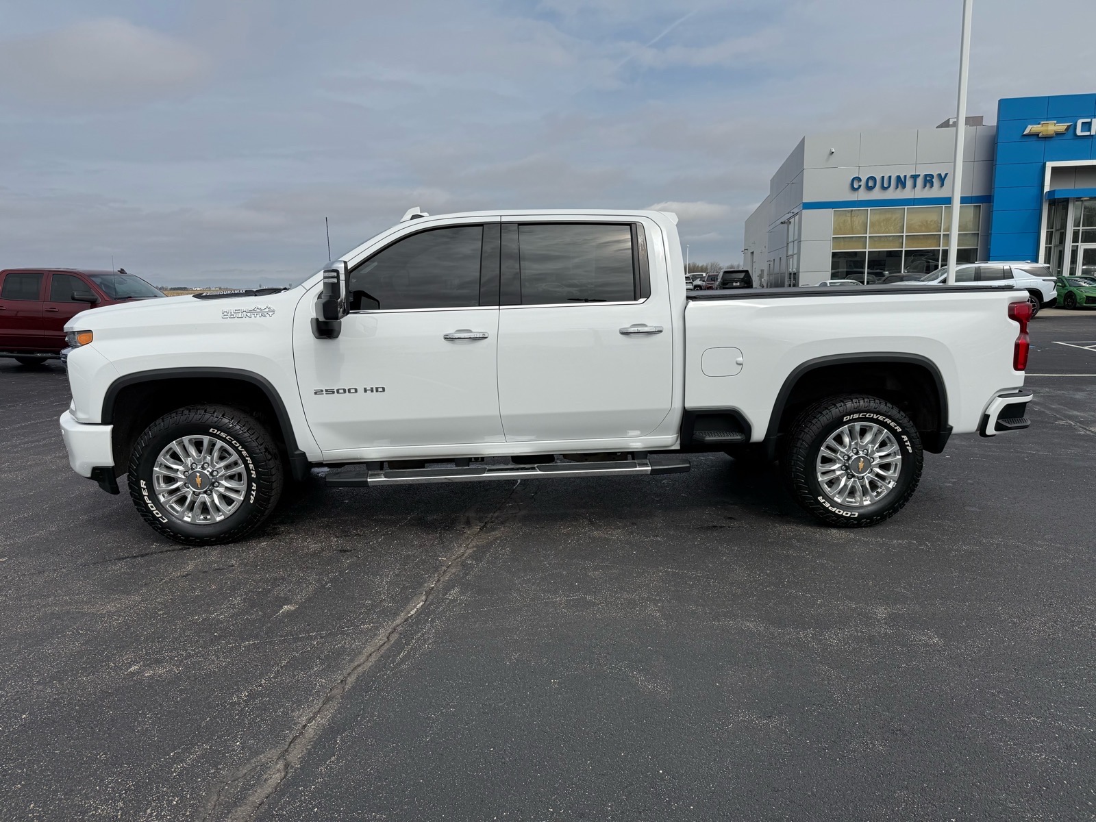 View vehicle photo 2