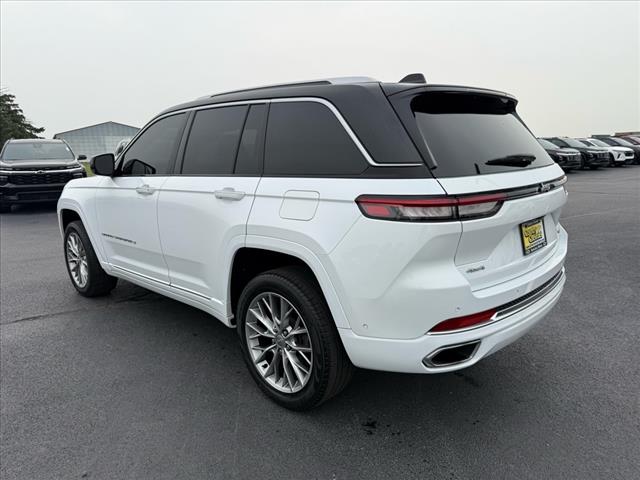 2023 Jeep Grand Cherokee SUMMIT