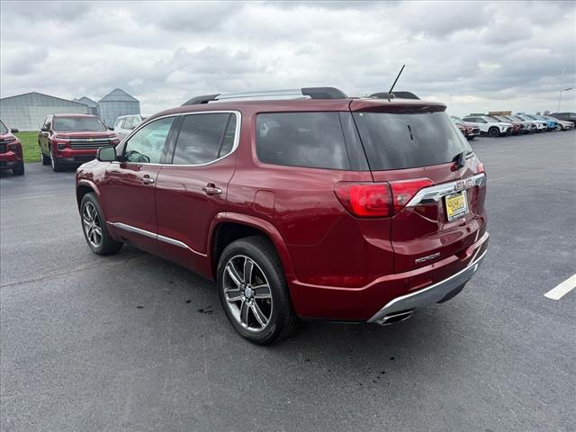 2017 GMC Acadia DENALI